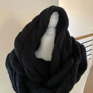 Knit wide and thick knit infinity scarf can be worn like a balaclava